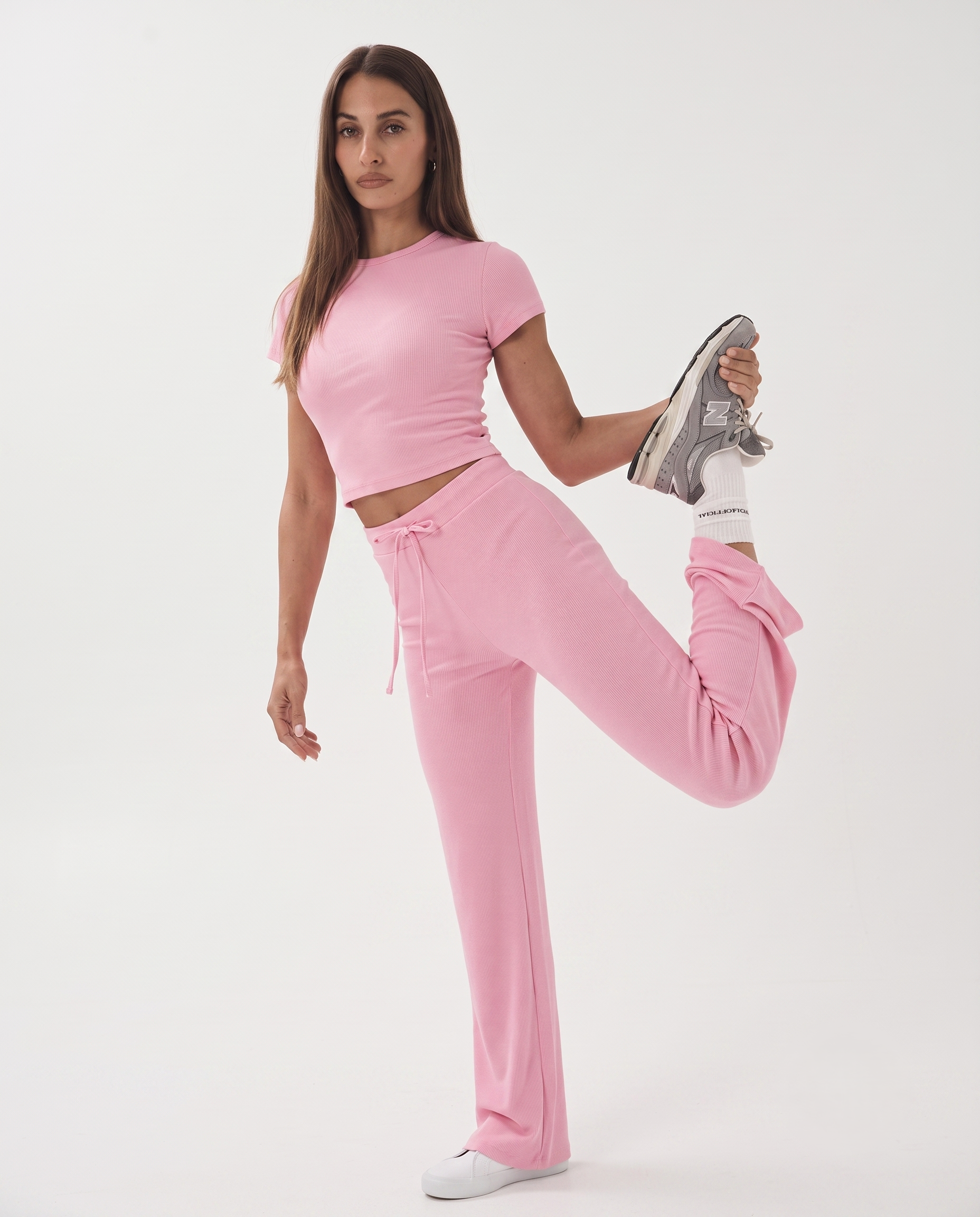 Pembe Eşofman Takımı