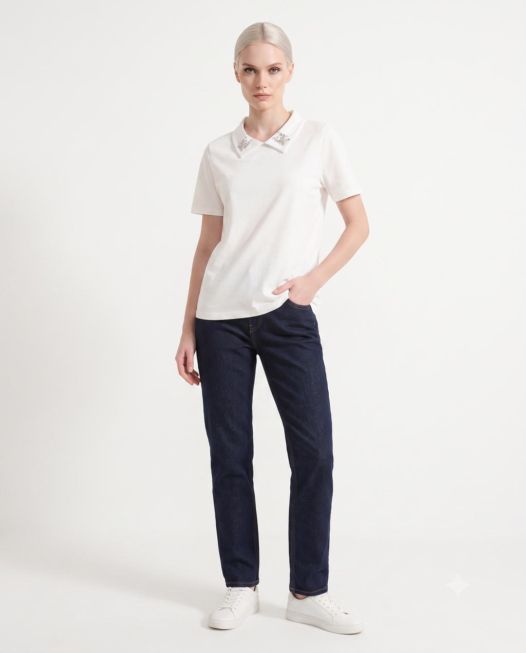 Pamuklu Polo Yaka Taş Detaylı Regular/Normal Kalıp Örme T-Shirt