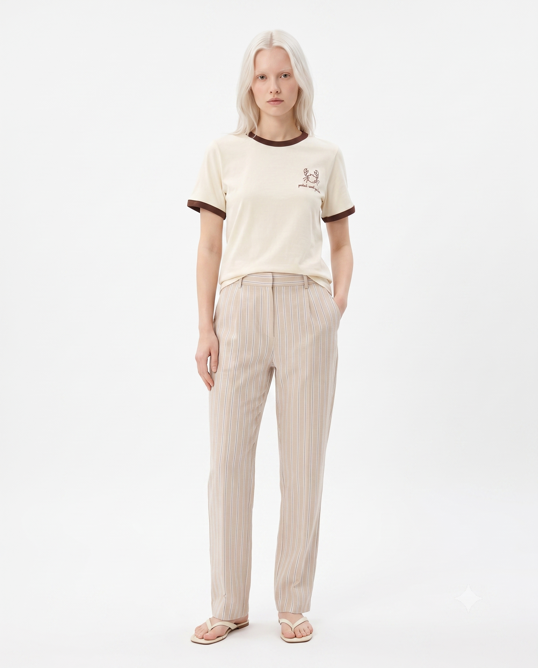 %100 Pamuk Nakışlı Kontrast Biye Detaylı Örme T-Shirt